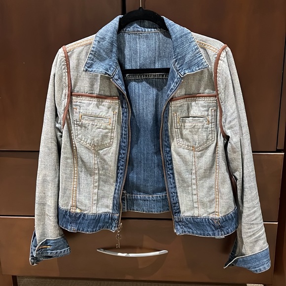 Cabi crop reversible Jean jacket - Picture 2 of 7